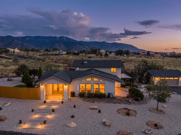 12300 Palomas Ave NE, Albuquerque, NM 87122