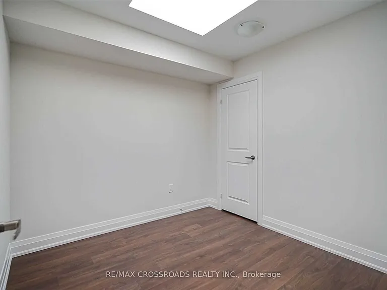 37 Creekbank Rd — Photo 10