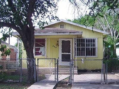 1st image of 454 Sombra St
