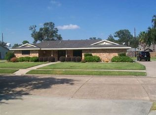 2702 Miller St, Port Neches, TX 77651