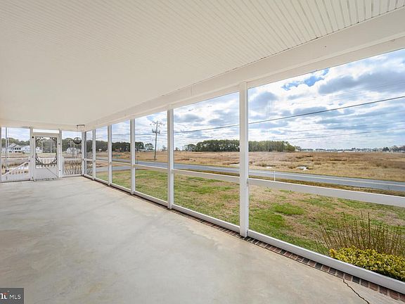 3rd image of 2576 Hoopers Island Rd