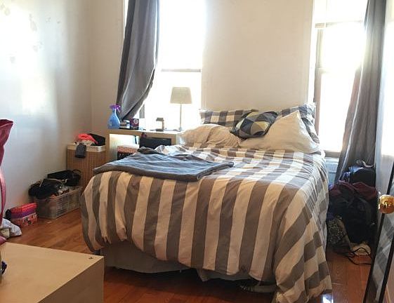 4th image of 319 Smith St APT 3