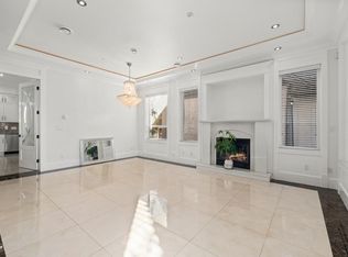 1060 E 57th Ave, Vancouver, BC V5X 1T6