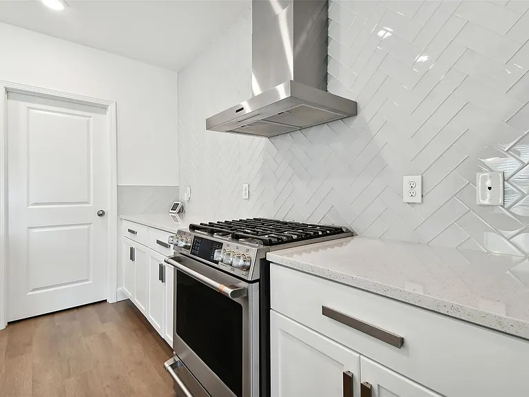 5507 Rainwood Meadows Dr — Photo 15