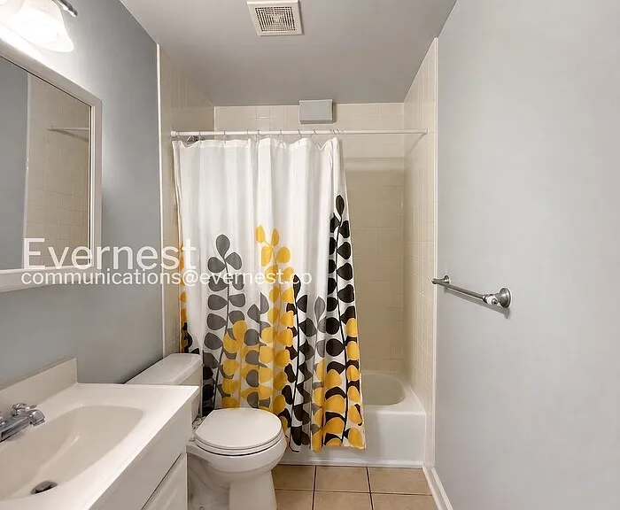 2234 W Palmer St — Photo 10