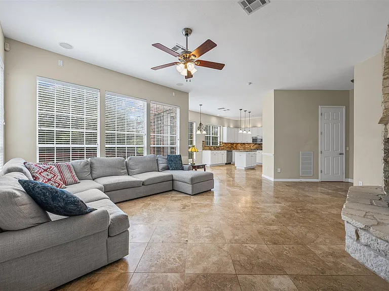 10648 Bramblecrest Dr — Photo 13