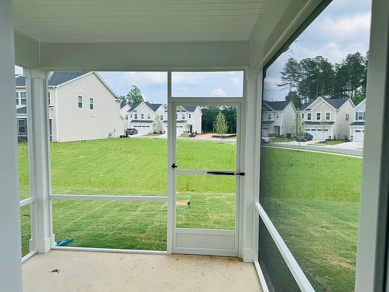 108 Yellow Iris Dr — Photo 6