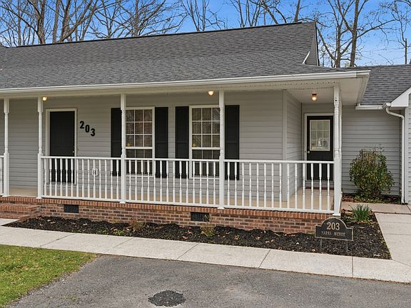 4th image of 203 Marks Ave