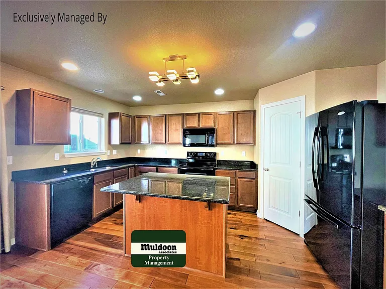 11529 Hibiscus Ln — Photo 9
