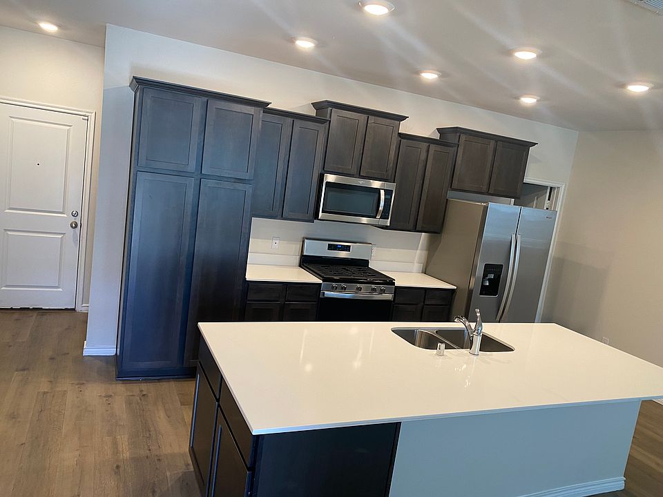 1st image of 2025 Buffalo Hill Dr