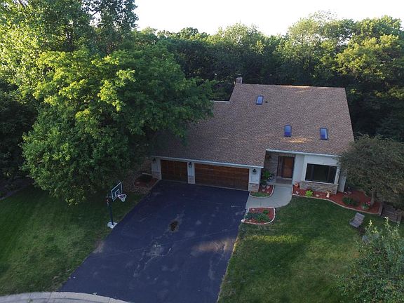 2nd image of 4656 Parkridge Ct