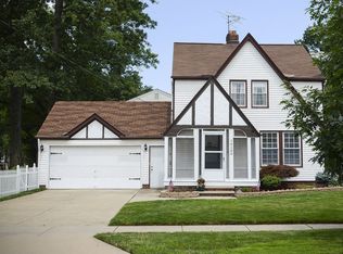 16106 Munn Rd, Cleveland, OH 44111