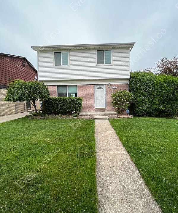 1st image of 30704 Osmun Ave