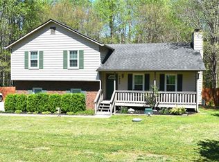 2425 Danver Ln, Buford, GA 30519