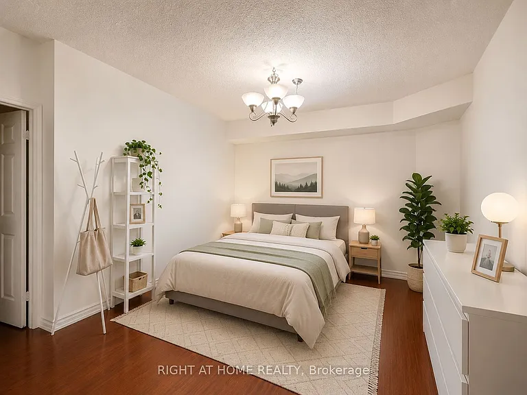 33 Empress Ave #Penthouse 506 — Photo 5