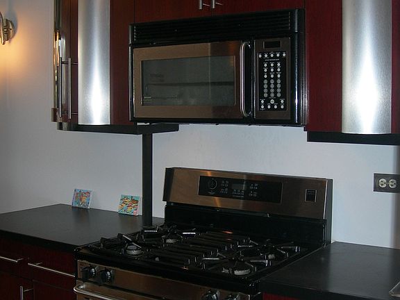3rd image of 301 Cathedral Pkwy #12B