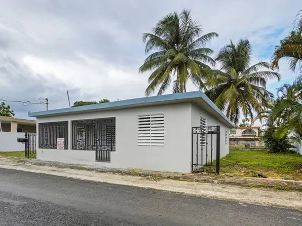 221 Trinitaria, Toa Baja, PR 00949