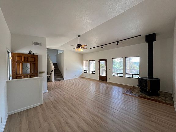 3rd image of 4617 San Anselmo Rd