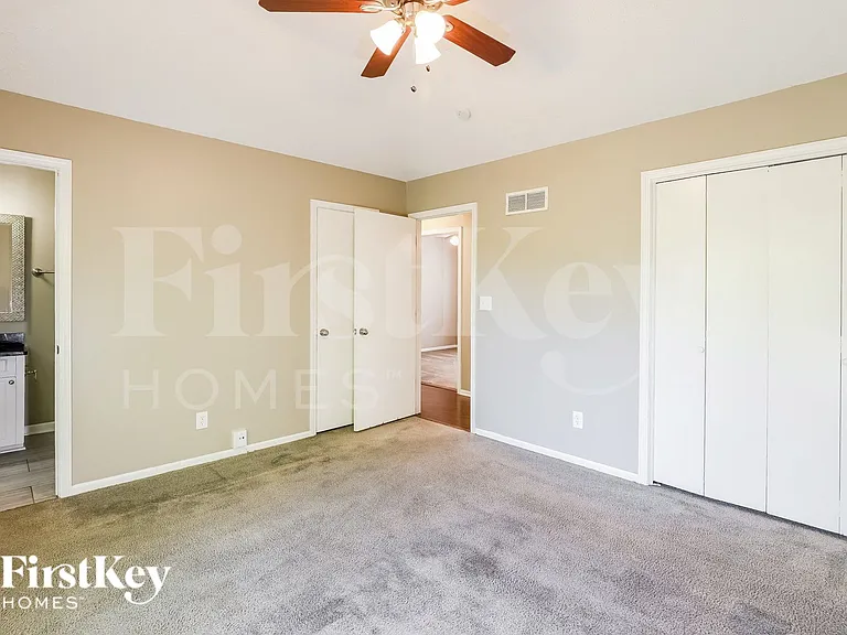 5906 NW Harris Dr — Photo 7