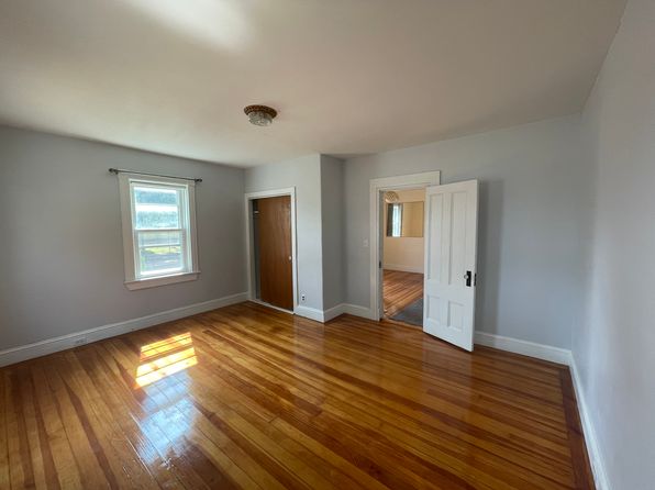 21 Waterloo St #1