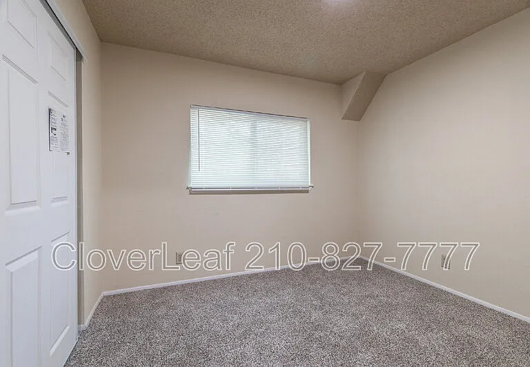 1933 Crossgate Park — Photo 18