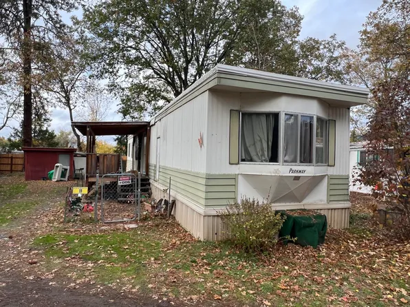 6150 Monument Dr Space 11, Grants Pass, OR 97526