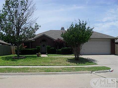 1st image of 5014 Eastcreek Dr