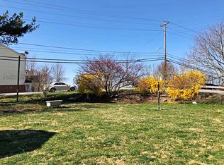 N Commerce Ave, Waynesboro, VA 22980