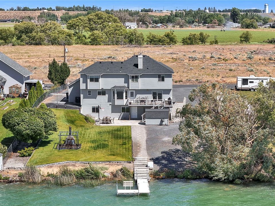 1st image of 4114 Shorecrest Drive NE