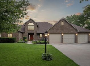 621 Amberwood Dr, Goshen, IN 46526