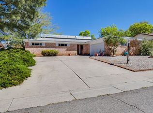 10405 Arvilla Ave NE, Albuquerque, NM 87111