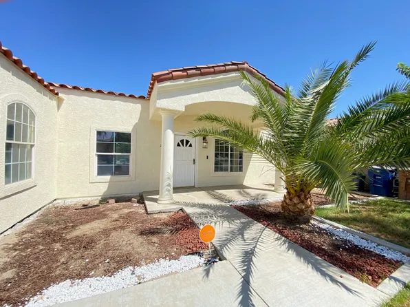 2706 Trentino Ave, Bakersfield, CA 93313