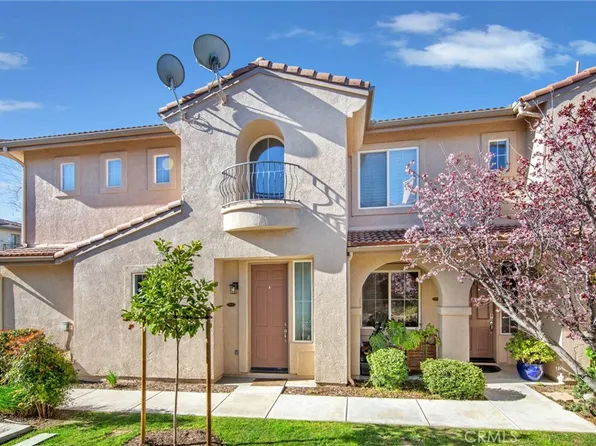 28037 Serra Ln, Valencia, CA 91355