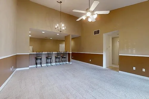 3832 Thornhill Cir Photo 1 3832 Thornhill Cir Photo 1