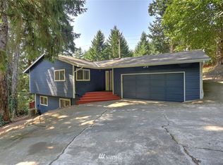 5010 166th Avenue Ct E, Lake Tapps, WA 98391