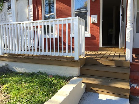 3rd image of 33 Marion St