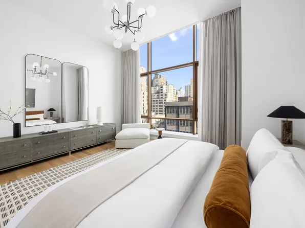 215 East 19th Street image 13 of 29