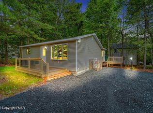 3068 Briarwood Dr, Tobyhanna, PA