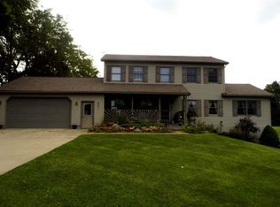 901 S Townline Rd, Lagrange, IN 46761