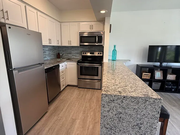 3208 SE 11th St #202 — Photo 11