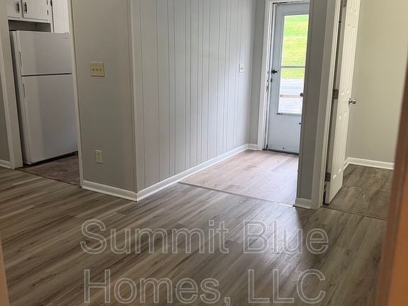 5th image of 3955 Kent St Unit 19