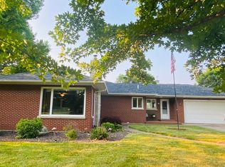 319 W Maple Ave, Ursa, IL 62376