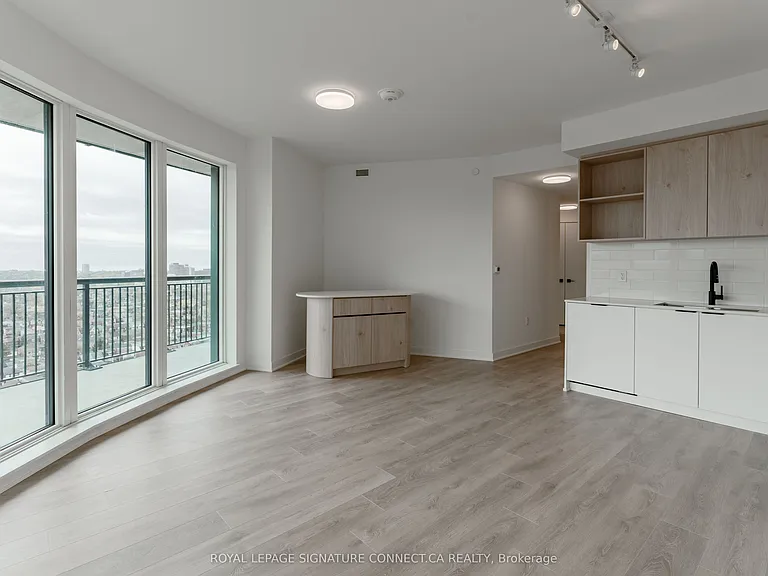 1185 Dupont St #1607 — Photo 8