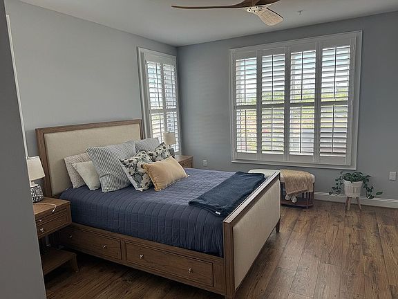 3rd image of 330 Midtown Way