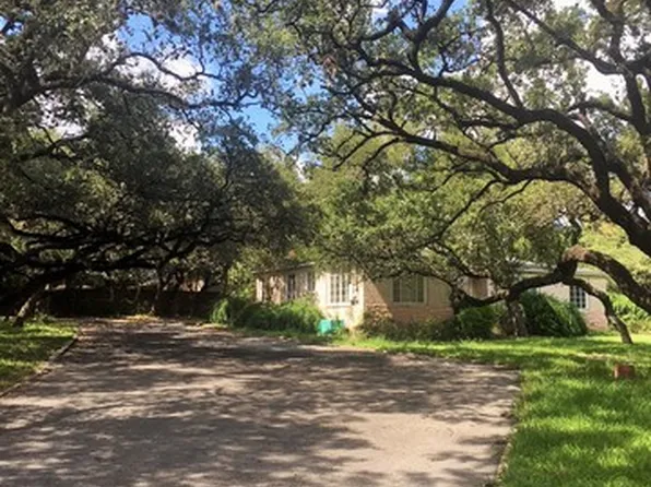 6905 West Ave, Castle Hills, TX 78213