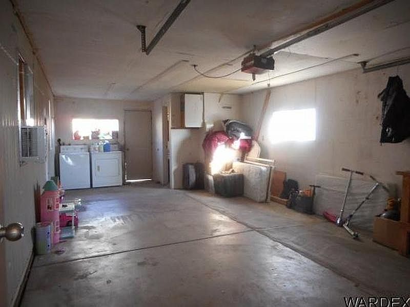 Tandem Garage 