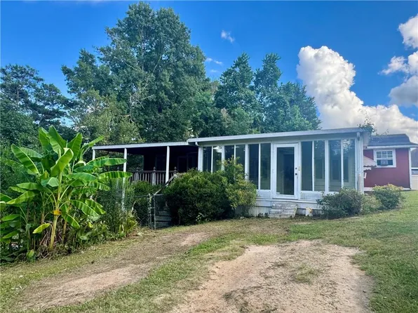 2 Palomino Rd, Phenix City, AL 36869