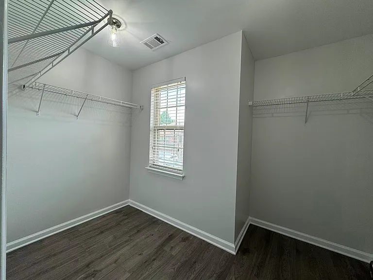3919 Snipes Ct — Photo 11