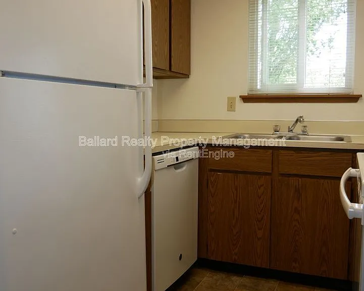 5511 32nd Ave NW #202 — Photo 9