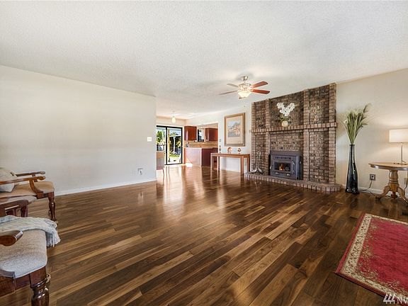 5th image of 1440 21st St SE